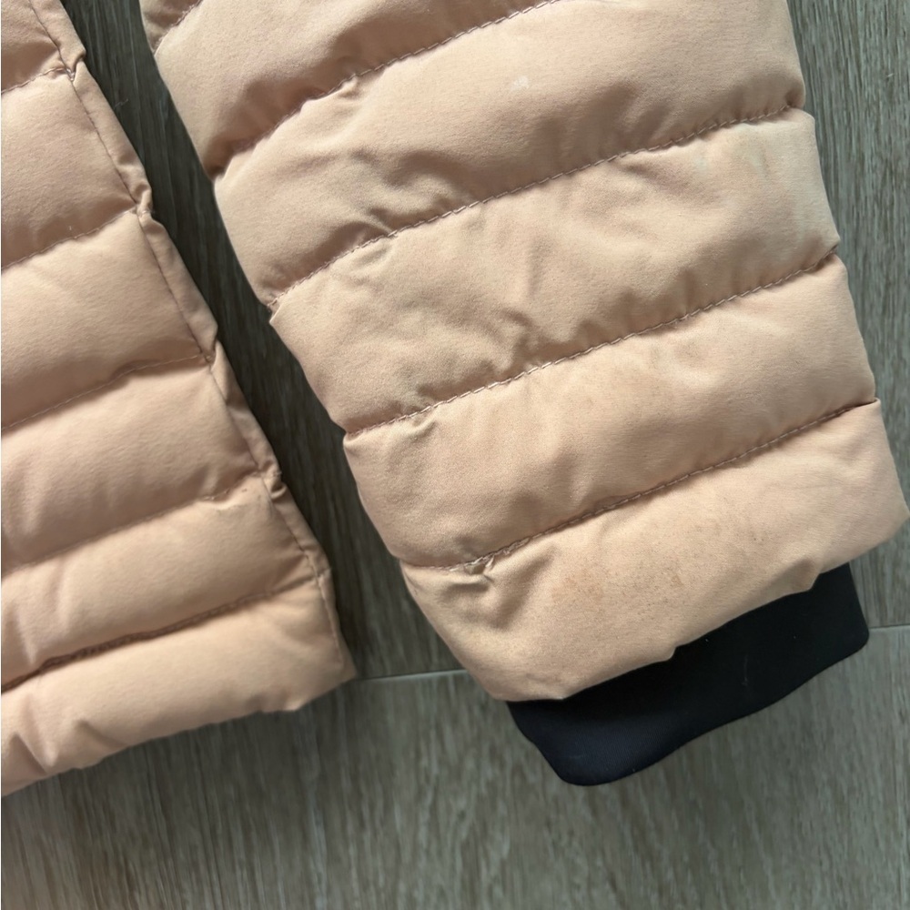 RUDSAK Blush Quilted Hooded down fill light spring Puffer Jacket - Picture 3 of 12